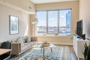 Reston 2br w pool gym nr dining drinks WDC-830